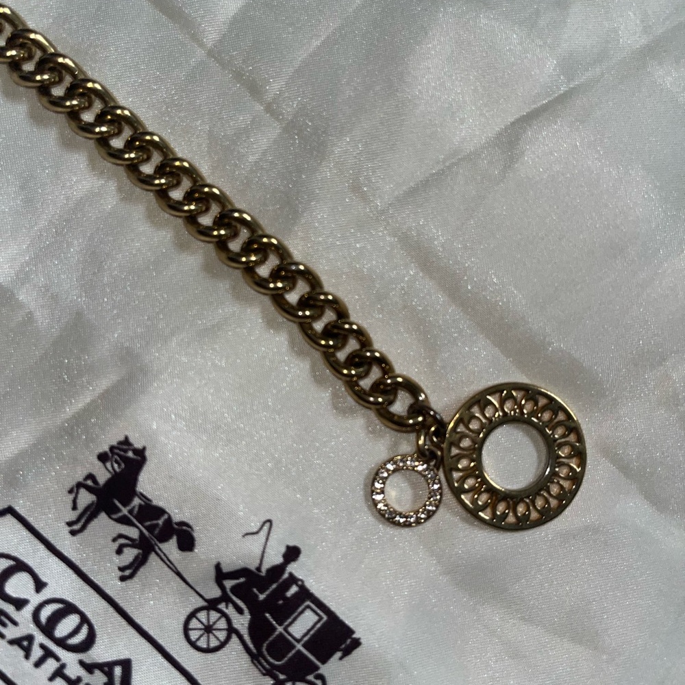 Toggle link bracelet - Picture 7 of 9